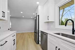 7800 W Kingston Dr, Frankfort, IL 60423 - Photo 11