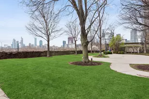 155 N Harbor Dr, Chicago, IL 60601 - Photo 19