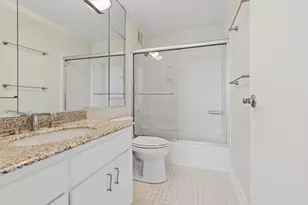 155 N Harbor Dr, Chicago, IL 60601 - Photo 17