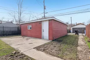 8630 S Indiana Ave, Chicago, IL 60619 - Photo 35