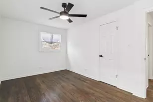 8630 S Indiana Ave, Chicago, IL 60619 - Photo 17