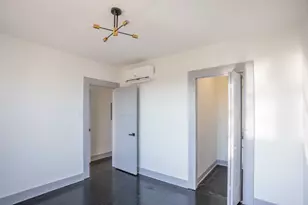 7505 S Yates St, Chicago, IL 60649 - Photo 7