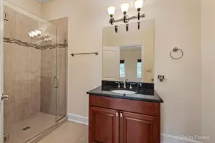 27 W Onwentsia Rd, Lake Forest, IL 60045 - Photo 43