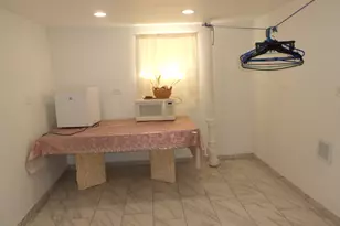 9327 S Avers Ave, Evergreen Park, IL 60805 - Photo 15