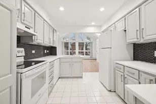 [Address not provided], Barrington, IL 60010 - Photo 3