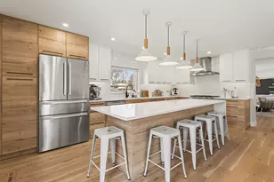 1515 E Oakton St, Arlington Heights, IL 60004 - Photo 5