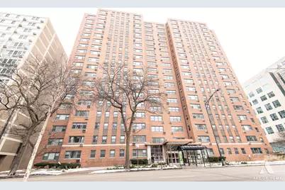 2909 N Sheridan Road #407, Chicago, IL 60657 - Photo 1
