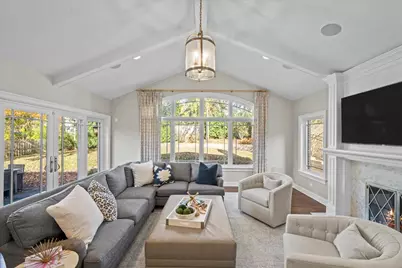 1255 Forest Glen Drive N, Winnetka, IL 60093 - Photo 3