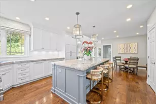 1255 Forest Glen Dr N, Winnetka, IL 60093 - Photo 9