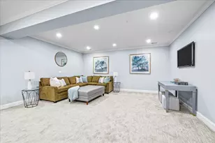 1255 Forest Glen Dr N, Winnetka, IL 60093 - Photo 27