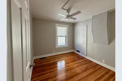 609 1st Street #1, Libertyville, IL 60048 - Photo 15