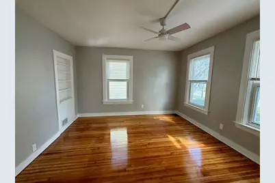 609 1st Street #1, Libertyville, IL 60048 - Photo 13