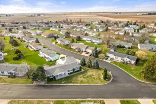 225 Meadowlark Ln, Sandwich, IL 60548 - Photo 21