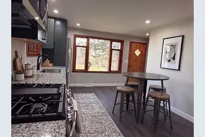 8415 Ravere Street, Machesney Park, IL 61115 - Photo 9