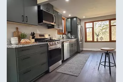 8415 Ravere Street, Machesney Park, IL 61115 - Photo 7