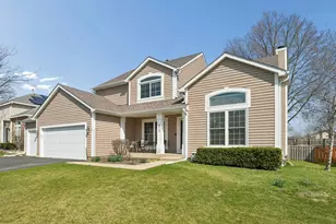 829 Renaissance Dr, Carol Stream, IL 60188 - Photo 3
