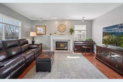 829 Renaissance Drive, Carol Stream, IL 60188 - Photo 15