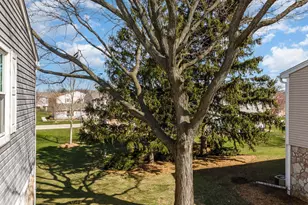 238 Nantucket Harbor, Schaumburg, IL 60193 - Photo 9