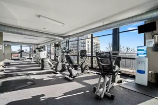 1001 W 15th St, Chicago, IL 60608 - Photo 17