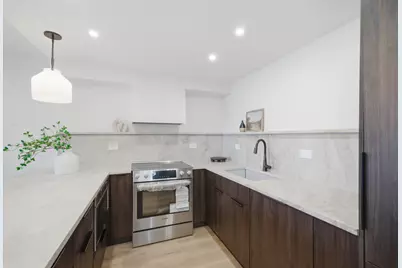 1560 N Sandburg Terrace #1210J, Chicago, IL 60610 - Photo 3