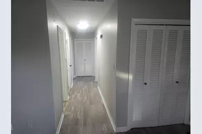 1505 W Ash Avenue, Decatur, IL 62526 - Photo 17