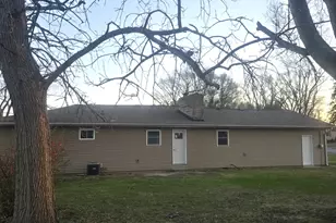 1505 W Ash Ave, Decatur, IL 62526 - Photo 27