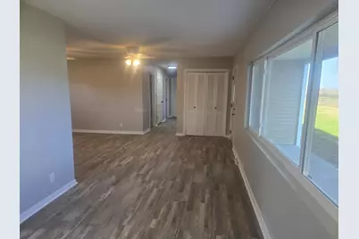 1505 W Ash Avenue, Decatur, IL 62526 - Photo 7