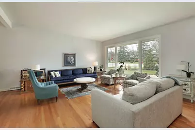 2811 Cherry Lane, Northbrook, IL 60062 - Photo 7