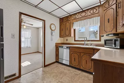 359 Crotty Avenue, Seneca, IL 61360 - Photo 17