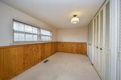 955 Ford Avenue, Elgin, IL 60120 - Photo 13