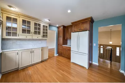 955 Ford Avenue, Elgin, IL 60120 - Photo 7