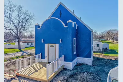 130 W Scott Street, Seneca, IL 61360 - Photo 1