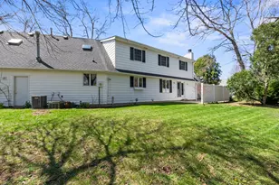 1908 Woodfield Rd, Champaign, IL 61822 - Photo 55