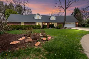 1908 Woodfield Rd, Champaign, IL 61822 - Photo 3