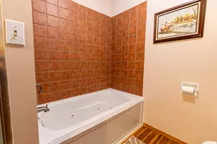 1908 Woodfield Rd, Champaign, IL 61822 - Photo 35