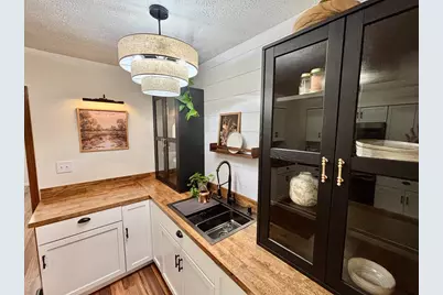 112 Donoho Drive, Salem, IL 62881 - Photo 5