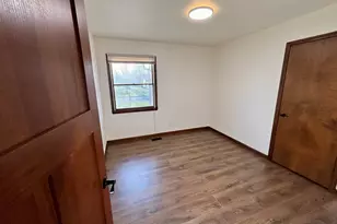 112 Donoho Dr, Salem, IL 62881 - Photo 17