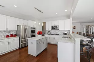 12304 Arlington Dr, Huntley, IL 60142 - Photo 5