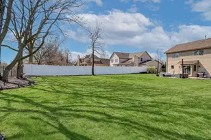 26511 S Overland Dr, Channahon, IL 60410 - Photo 9