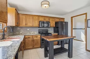 26511 S Overland Dr, Channahon, IL 60410 - Photo 23