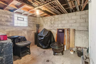 4462 W Wilson Avenue, Chicago, IL 60630 - Photo 23