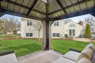 992 Ascot Dr, Crystal Lake, IL 60014 - Photo 27