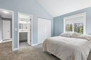 992 Ascot Dr, Crystal Lake, IL 60014 - Photo 17