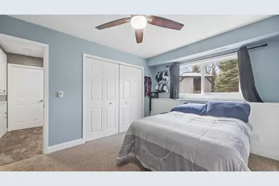 992 Ascot Drive, Crystal Lake, IL 60014 - Photo 15