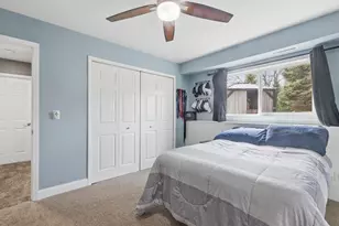 992 Ascot Dr, Crystal Lake, IL 60014 - Photo 15