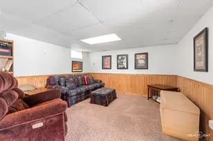 1005 Meadow Ln, Elgin, IL 60123 - Photo 15