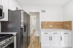 12806 S Laflin St, Calumet Park, IL 60827 - Photo 11