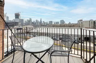 811 W Superior St, Chicago, IL 60642 - Photo 19