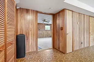 208 NW Madison St, Hopedale, IL 61747 - Photo 17