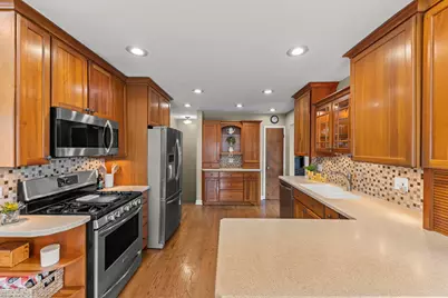 904 Gamon Road, Wheaton, IL 60189 - Photo 11